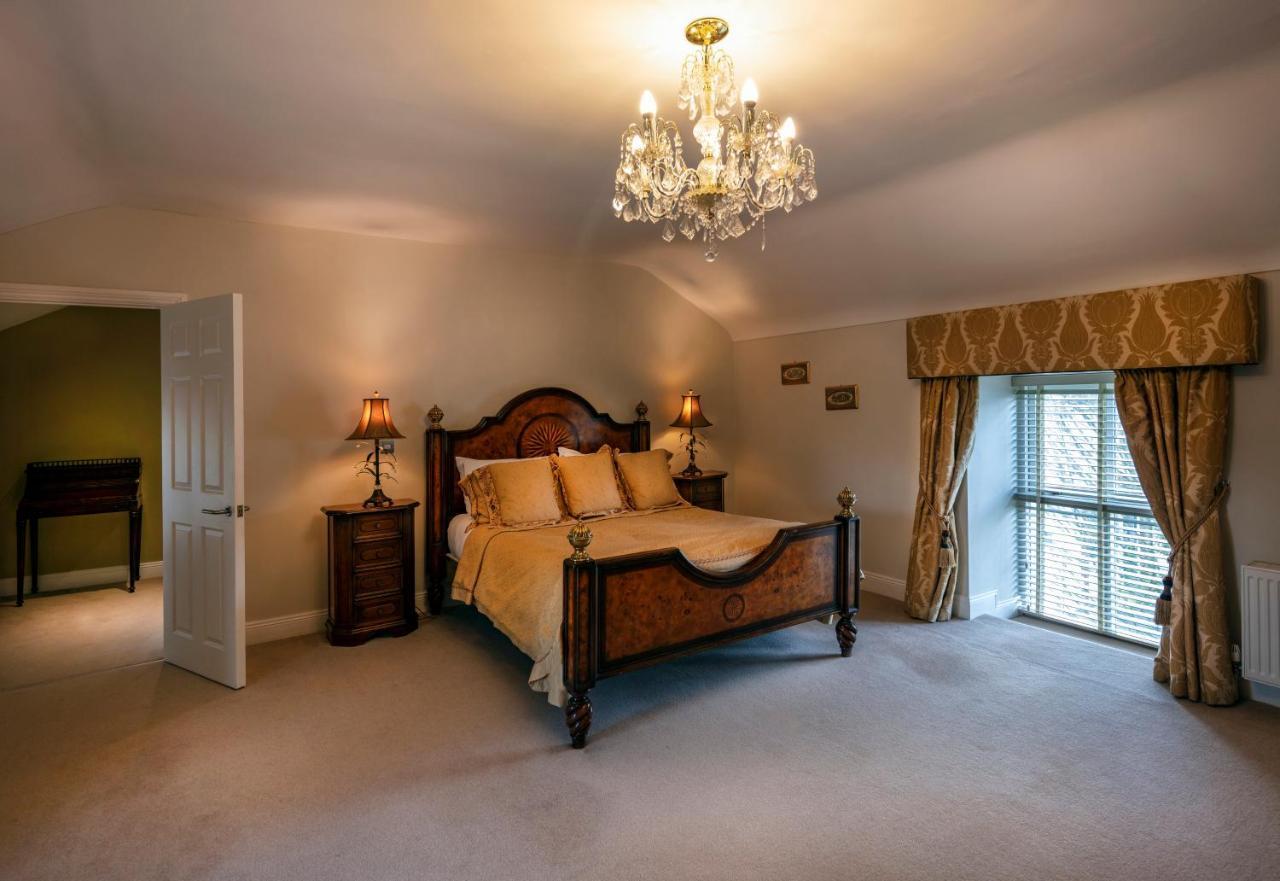 Moyvalley Hotel Self Catering Cottages Eksteriør bilde